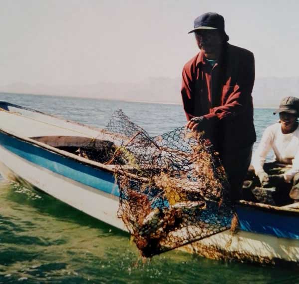 vietnam fisherman